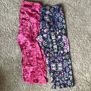Lot of 2 Size Medium LuLaRoe Workout leggings